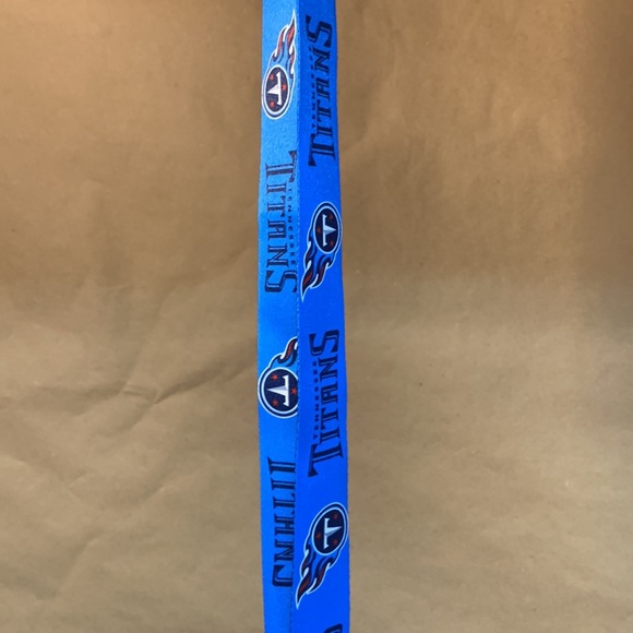 Tennessee Titans NFL Landyard/Idholder/Keychain - Picture 5 of 11